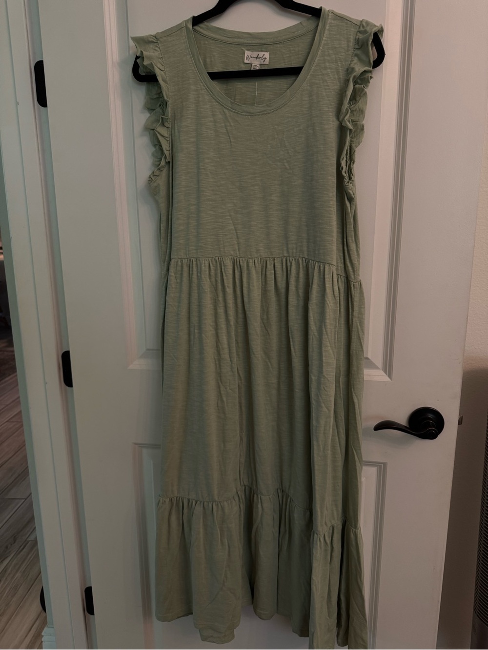 Wonderfly tiered maxi dress in light sage green. NWT size Petite XL.